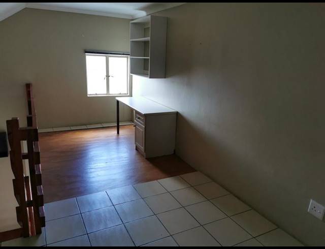 1 BEDROOM PROPERTY TO RENT IN DIE BULT
